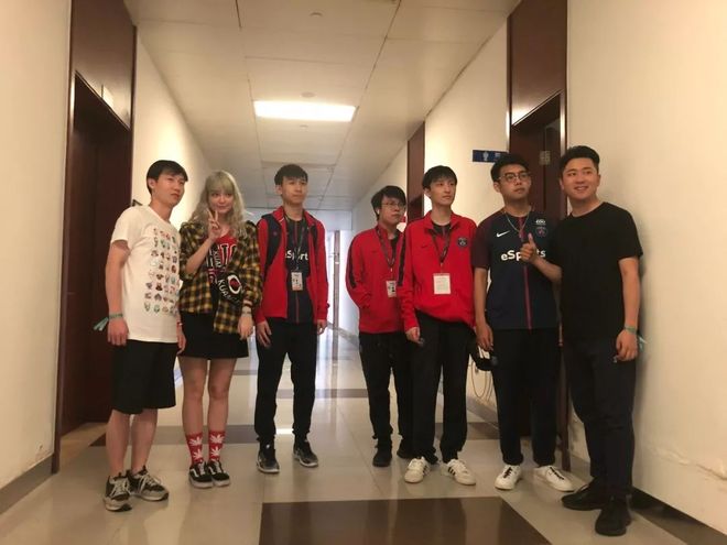 Hanwha Life Esports 战胜了 Dplus KIA ，晋级 LCK Cup 2025 的总决赛